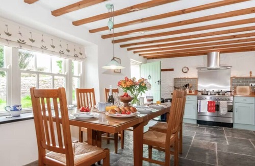 Haverfordwest House | Converted Buttery Cottage in Pembrokeshire