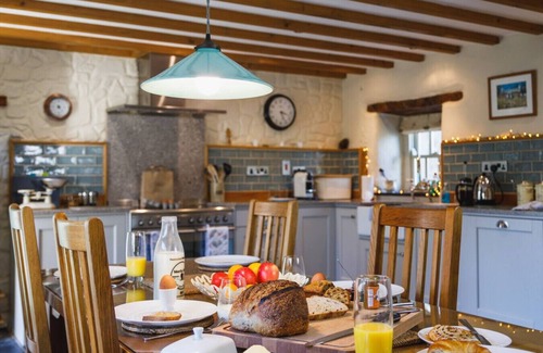 Haverfordwest House | Converted Buttery Cottage in Pembrokeshire