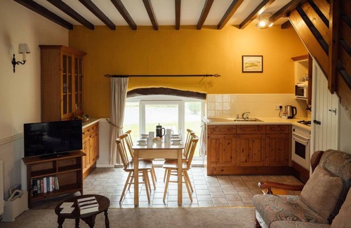 Haverfordwest Cottage | Converted Stone Cottage with indoor swimming pool