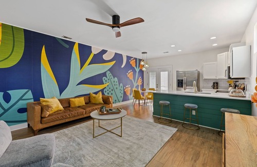 Antioch House | Convienent Craftsman
