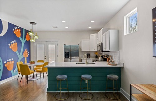Antioch House | Convienent Craftsman
