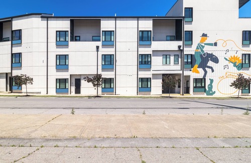 Buena Vista Apartment | Conway D104 by AvantStay | Modern Downtown Studio, Minutes to Broadway