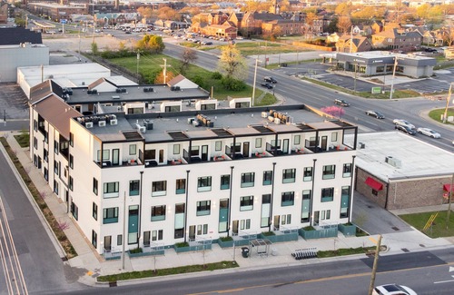 Buena Vista Apartment | Conway D104 by AvantStay | Modern Downtown Studio, Minutes to Broadway