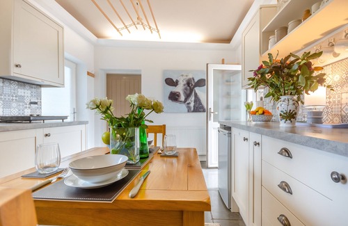 Colwyn Bay House | Conwy Valley View - One Bedroom House, Sleeps 2