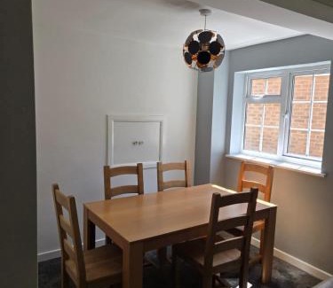 Great Houghton Apartment | Conyngham Villa, Luxury Detached House, 6 Beds, 4BR,Large garden, Parking - Sleeps 8