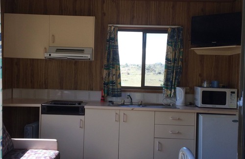 Cootralantra Hotel | Cooba Holiday Motel