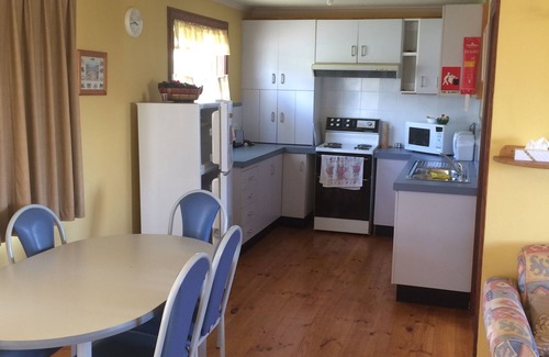Cootralantra Hotel | Cooba Holiday Motel