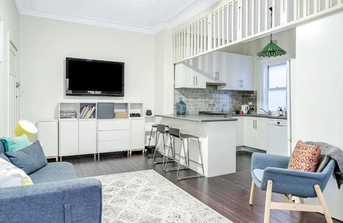 Coogee Apartment | Coogee Classic - Coastal Gem Close to Beach
