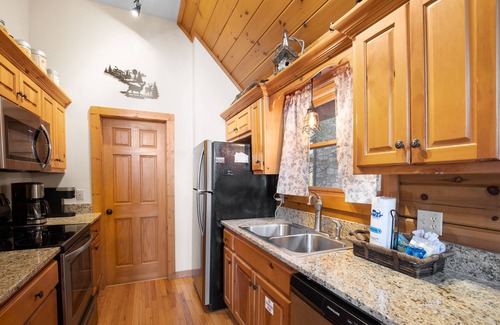 Black Bear Falls Cabin | Cookies Cabin