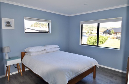 Cooks Beach House | Cooks Beach Voyager Holiday Home