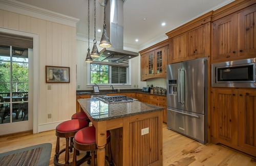 Mill Spring House | Cookside Villa | A Mountain Getaway Like No Other
