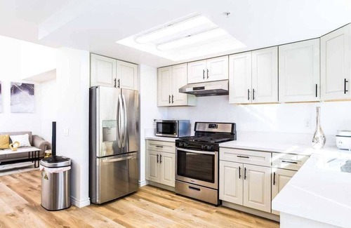 El Monte House | Cool Breeze on Deana