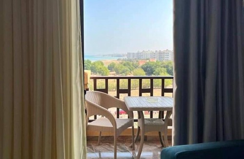 Dahar Ski Chalet | Cool chalet with AC, side sea view – Hurghada Concierge at Turtles Beach Resort