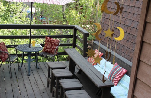 Mountainaire House | Cool Down in Mountainaire Manor > Hot Tub in the Pines w/Movie Theater