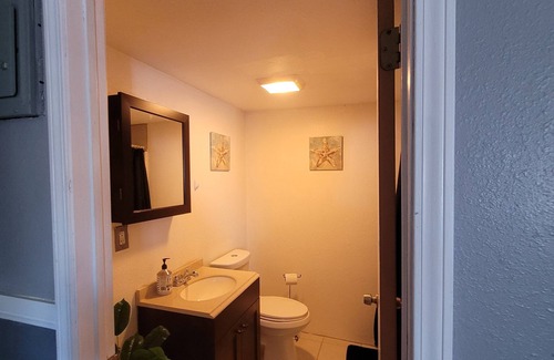 Wingate Cottage | Cool, quiet and equipped-central to multiple highways