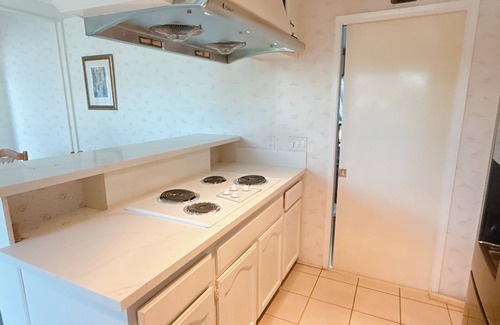Hacienda Heights House | Cool townhome with AC in Hacienda Heights - 3 bedrooms available
