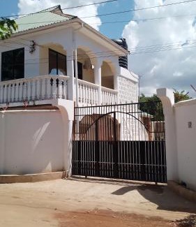 Mbezi Beach Apartment | CoolHome2 at Mbezi Beach