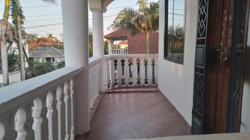 Mbezi Beach Apartment | CoolHome2 at Mbezi Beach
