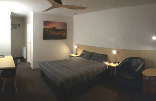 Cooma Hotel | Cooma Motor Lodge Motel