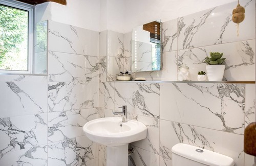 Widegates House | Coombe Farm