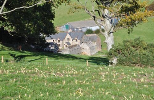 Lynton Bed & Breakfast | Coombe Farm