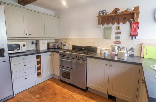 Lyme Regis Cottage | Coombe Street Cottage