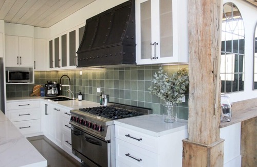 Merrijig House | Coombs Hill Barn - 160 year-old imported barn