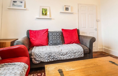 Neyland Cottage | COOPER COTTAGE, pet friendly, country holiday cottage in Neyland