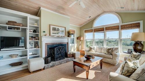 Debordieu Colony House | Cooper House home by Peace Vacations