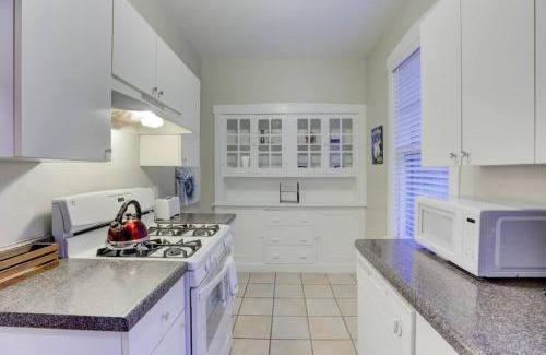 Cooper-Young Historic District House | Cooper Young Bungalow with All the Essentials