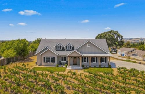 Paso Robles House | Cooperage by AvantStay Vineyard Views Soccer