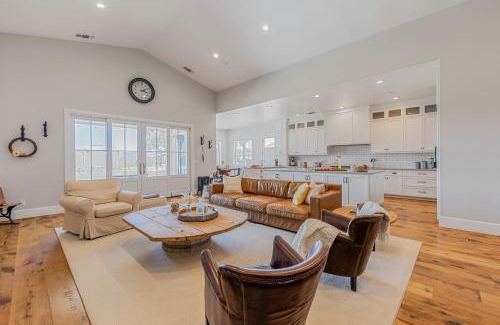 Paso Robles House | Cooperage by AvantStay Vineyard Views Soccer
