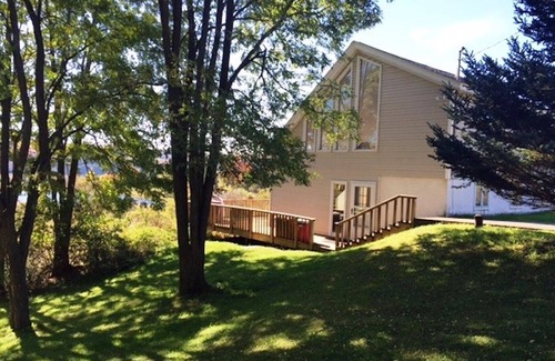 Fly Creek House | Cooperstown Mountain View Manor 5 minutes to Dream Park 2 minutes Hall of Fame