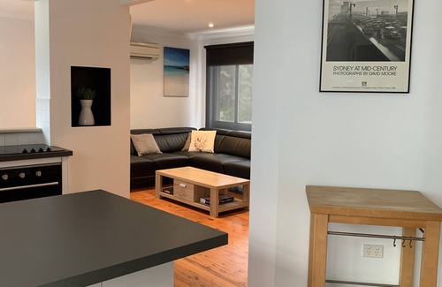 Copacabana House | Copa Beach House, family friendly, 2 min flat walk to beach, huge backyard