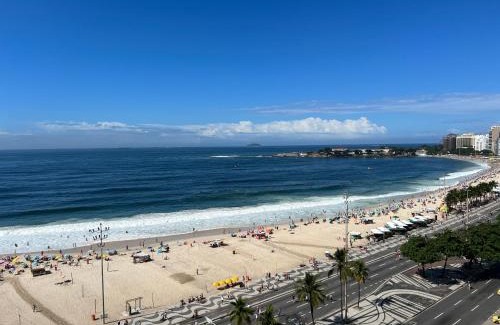 Leme Apartment | Copacabana de frente para o mar.