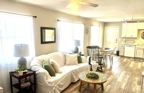 Franklin House | Copper Fox Mountain Home - 4bd/1loft/4ba, 2 Kitchens, 2 Living Rooms, 2 Decks