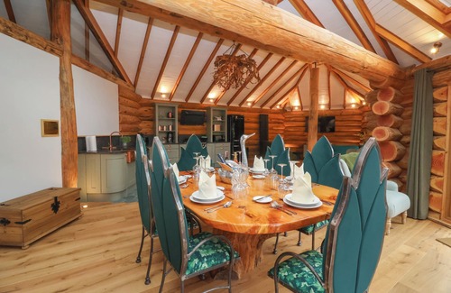 Chulmleigh Cottage | Copper Lodge