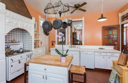 San Jacinto Bed & Breakfast | Coppersmith Inn B&B