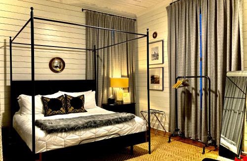 San Jacinto Bed & Breakfast | Coppersmith Inn Bed And Breakfast