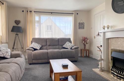 Tintagel House | Copthorne - Tintagel