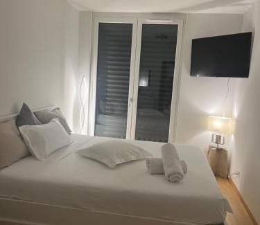 Saint-Jean and Charmilles House | Coqueto