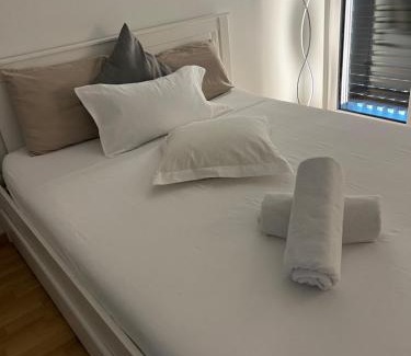 Saint-Jean and Charmilles House | Coqueto