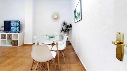 Zahara de los Atunes Apartment | Coqueto y práctico apartamento en pueblo de Zahara
