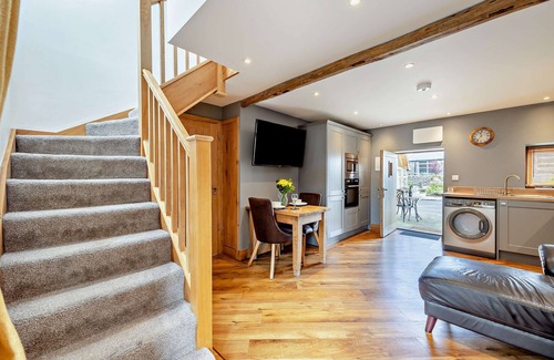 Llanycil House | Cor Llew Coch - One Bedroom House, Sleeps 2