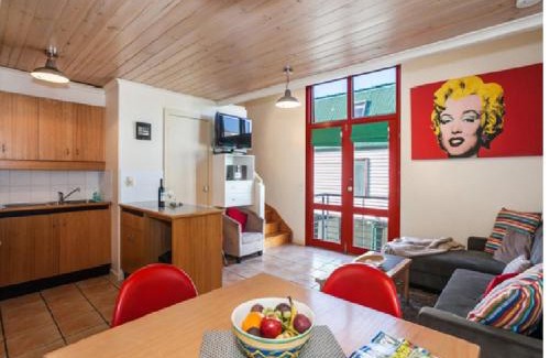 Lorne Apartment | Cora Lynn - Apartment 18