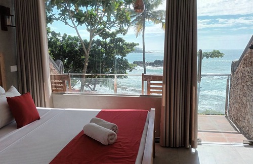 Mirissa Hotel | Coral Beach Hotel