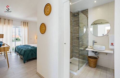 Areias de Sao Joao House | Coral Botique Suites