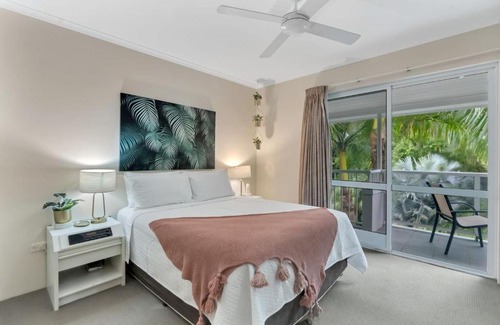 Palm Cove Apartment | Coral Coast - Rainforest Resort by Palm Cove Beach