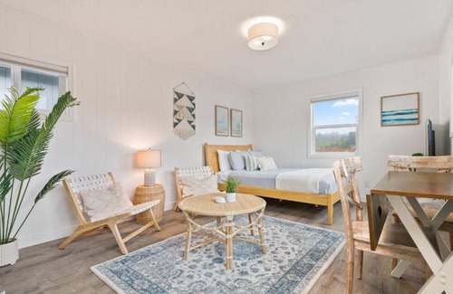 Rockaway Beach House | Coral Cottage Unit 4