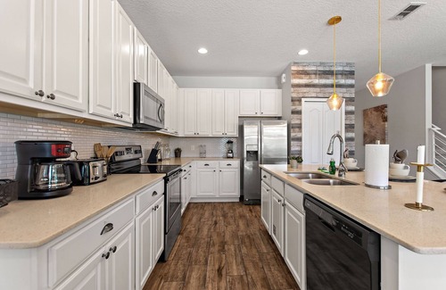 Loughman Villa | Coral Eagle At Solterra Resort By Shine Villas 415 6 Bedroom Villa